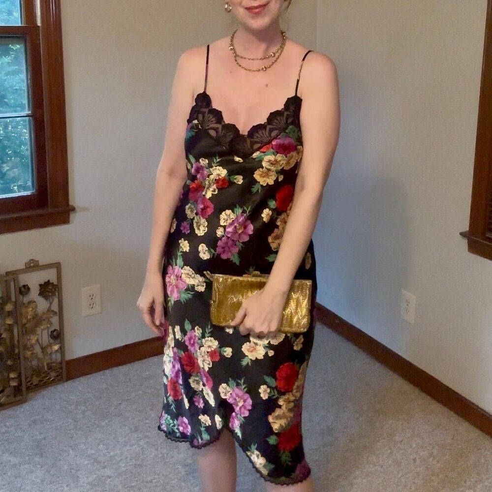 Vintage Victoria’s Secret Gold Label Satin Floral Slip Dress Size Small - Picture 4 of 16